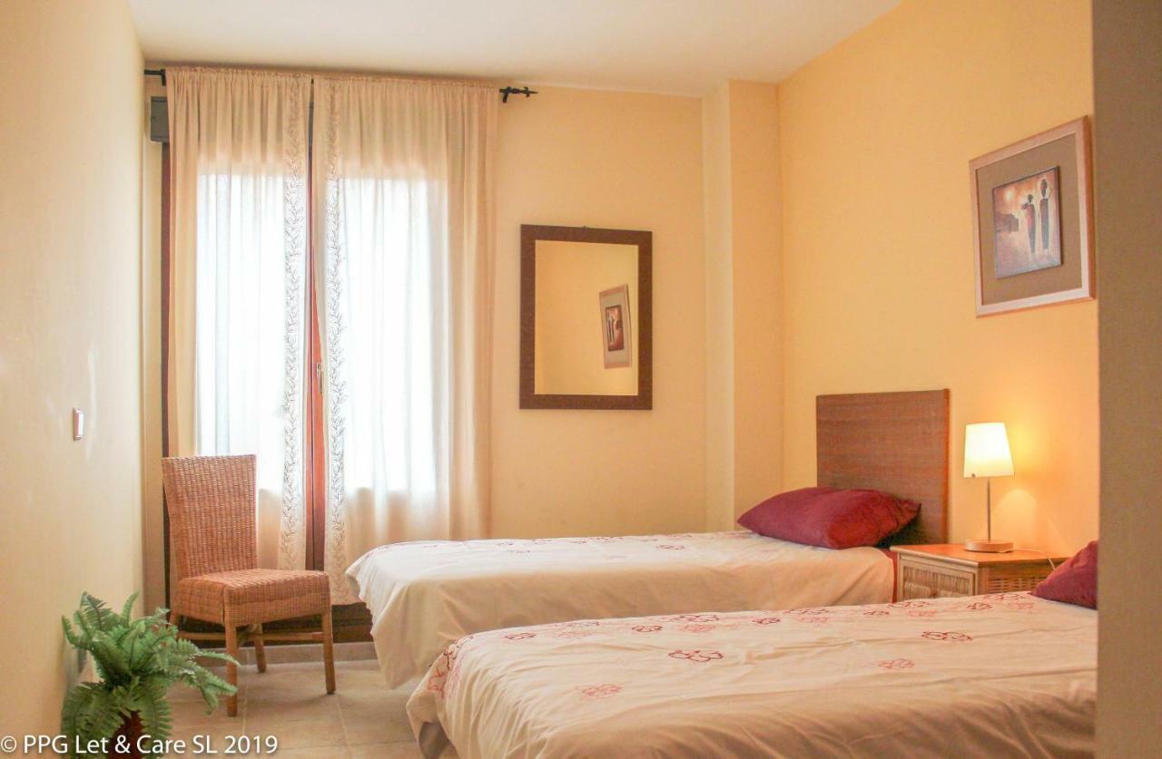 Appartement Con Jardin Y Acceso A La Piscina. à Ayamonte Extérieur photo