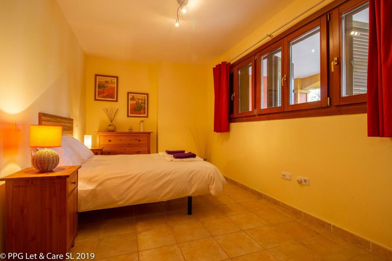Appartement Con Jardin Y Acceso A La Piscina. à Ayamonte Extérieur photo